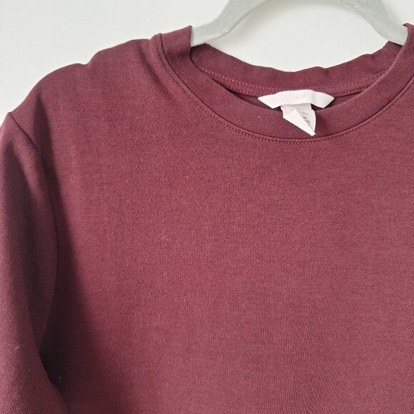 H&M Burgundy Boxy Interlock T-Shirt - Picture 8 of 10